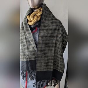 PIERRE BALMAIN SCARF